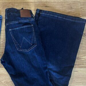 Women's Dark Blue Flair Wrangler Brand Jeans 26X34